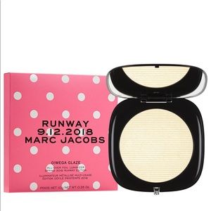 Marc Jacobs O!Mega Glaze All-Over Foil Luminizer - vanilla sugar